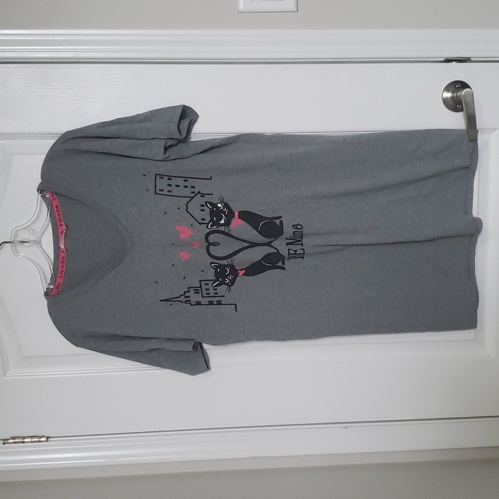 3/$15 Cotton blend nighty from La Vie En Rose